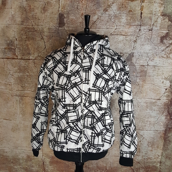 MEDIUM Sherpa Lined Zip-Up Hoodie - Picture 2 of 8
